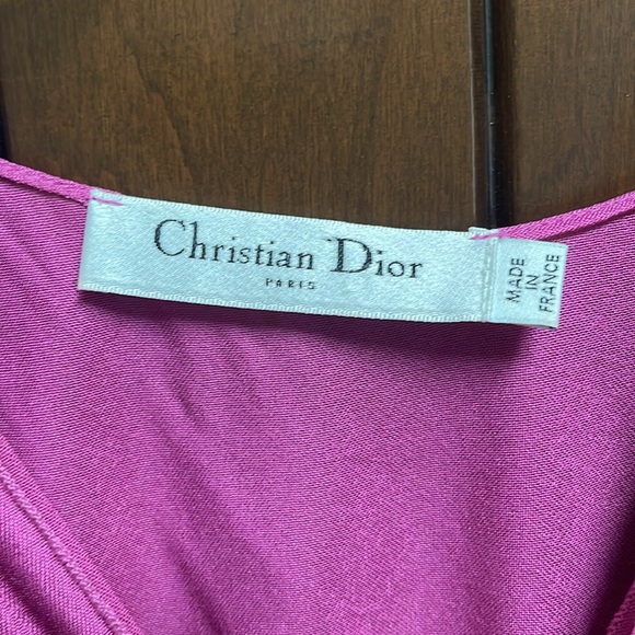 Christian Dior top never been worn. Size 6   Great condition. - Picture 2 of 7